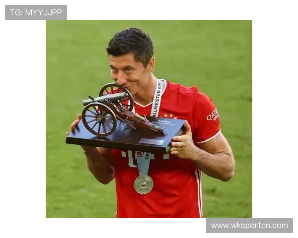 伊布与莱万：终结集中度分化，体系依赖转向单点爆破