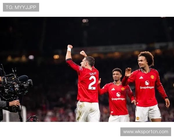 曼联更衣室矛盾问题持续显现，对球队赛季稳定性与竞争格局形成制约